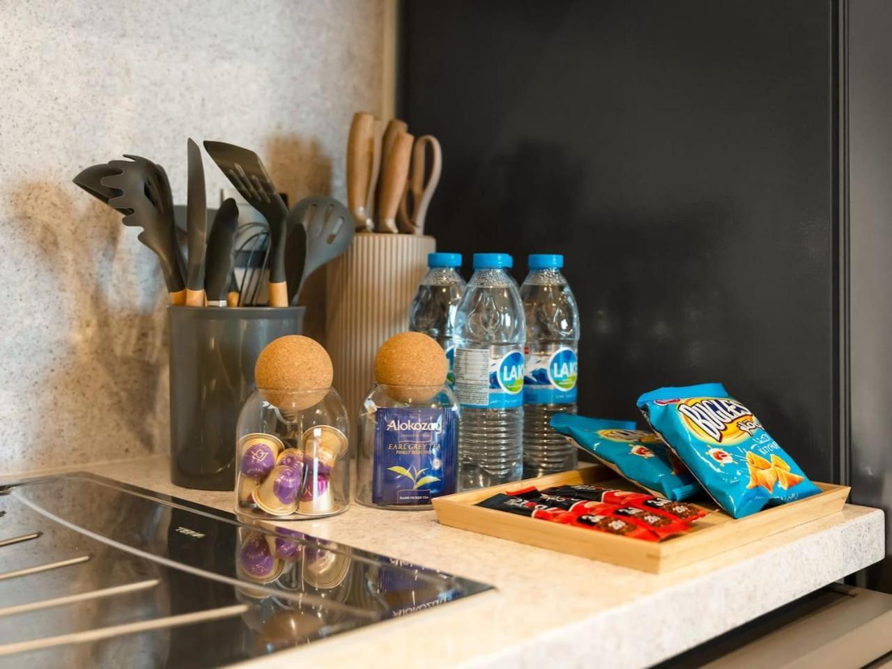 Apartment Urbanstays - Act Tower