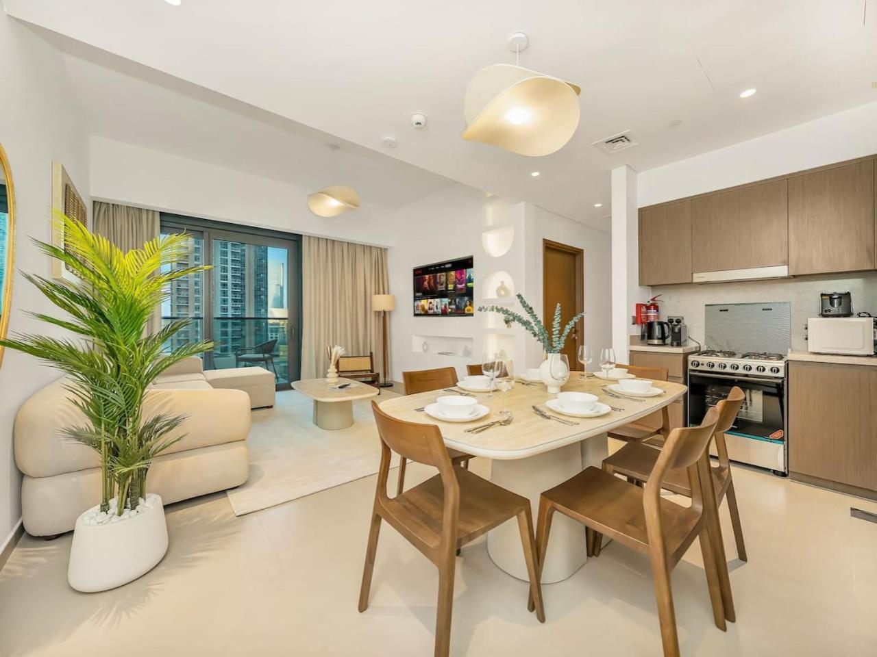 Urbanstays - Act Tower
